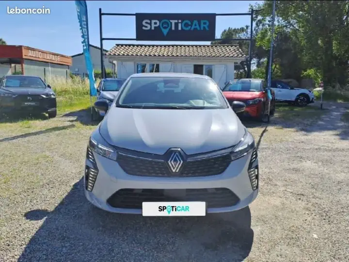 Renault Clio 2025 photo 2