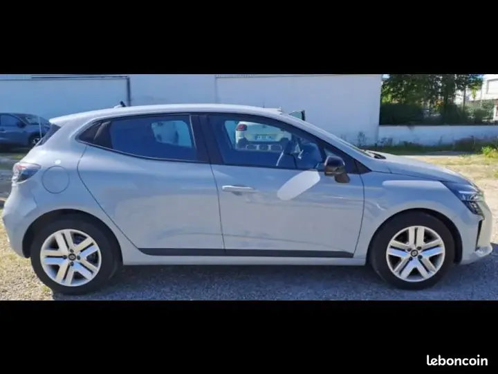 Renault Clio 2025 photo 4