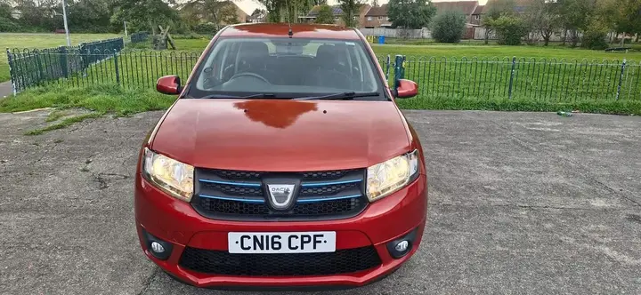Dacia Sandero 2016 photo 2