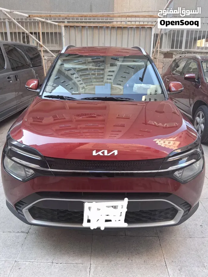 Kia Carens 2025 photo 2