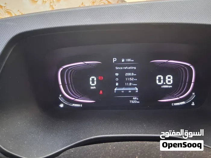 Kia Carens 2025 photo 4