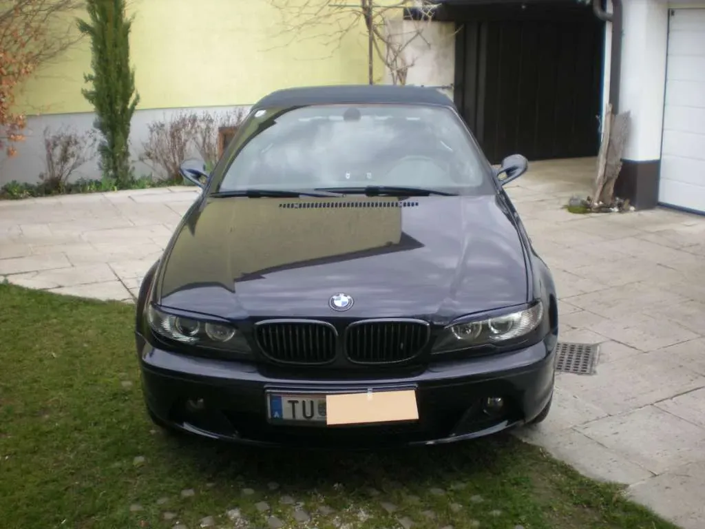 BMW 3 Series 2005 photo 2