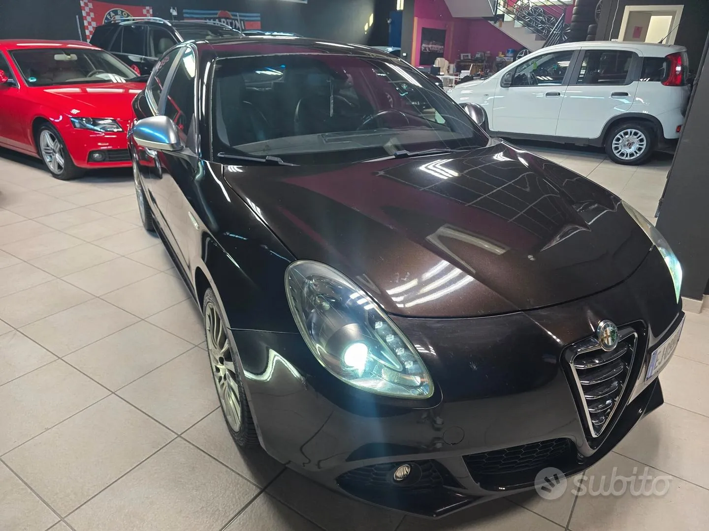 Alfa Romeo Giulietta 2011 photo 2