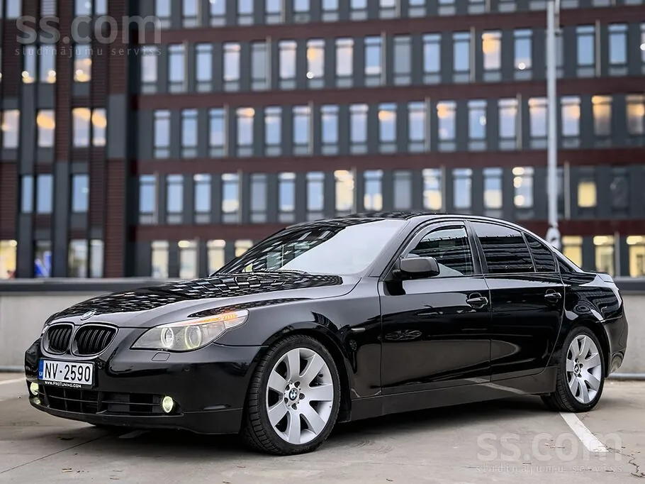 BMW 530 2003 photo 2
