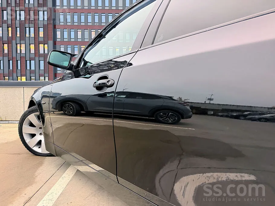 BMW 530 2003 photo 4