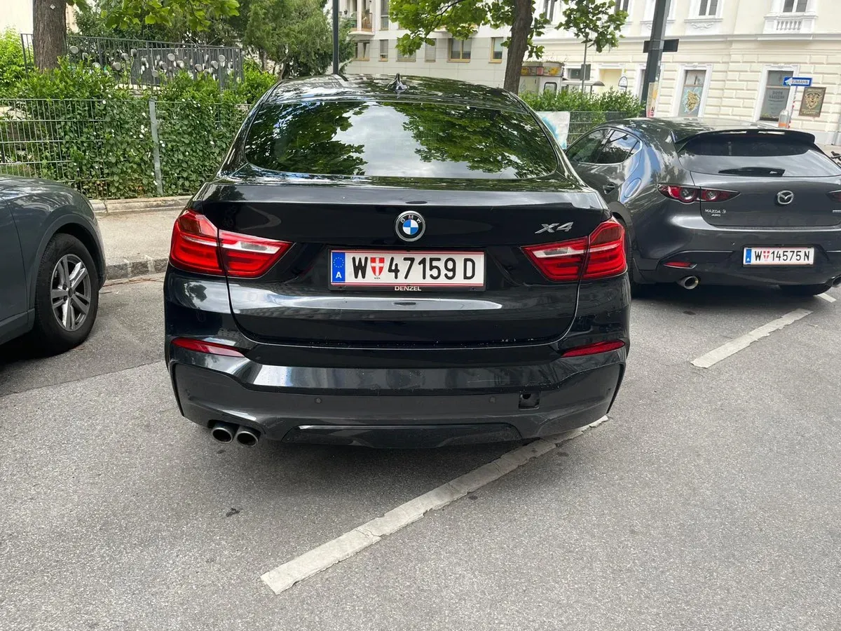 BMW X4 2015 photo 3