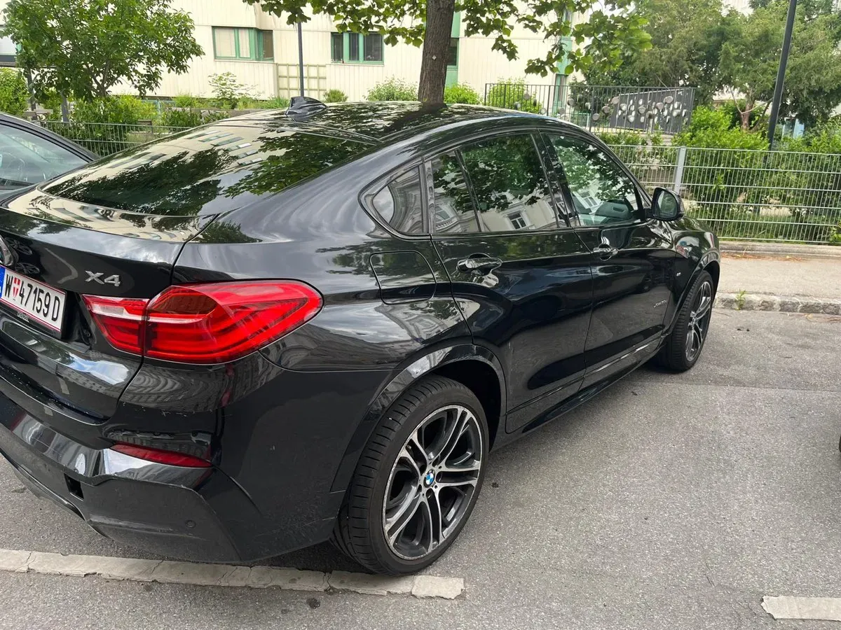BMW X4 2015 photo 2