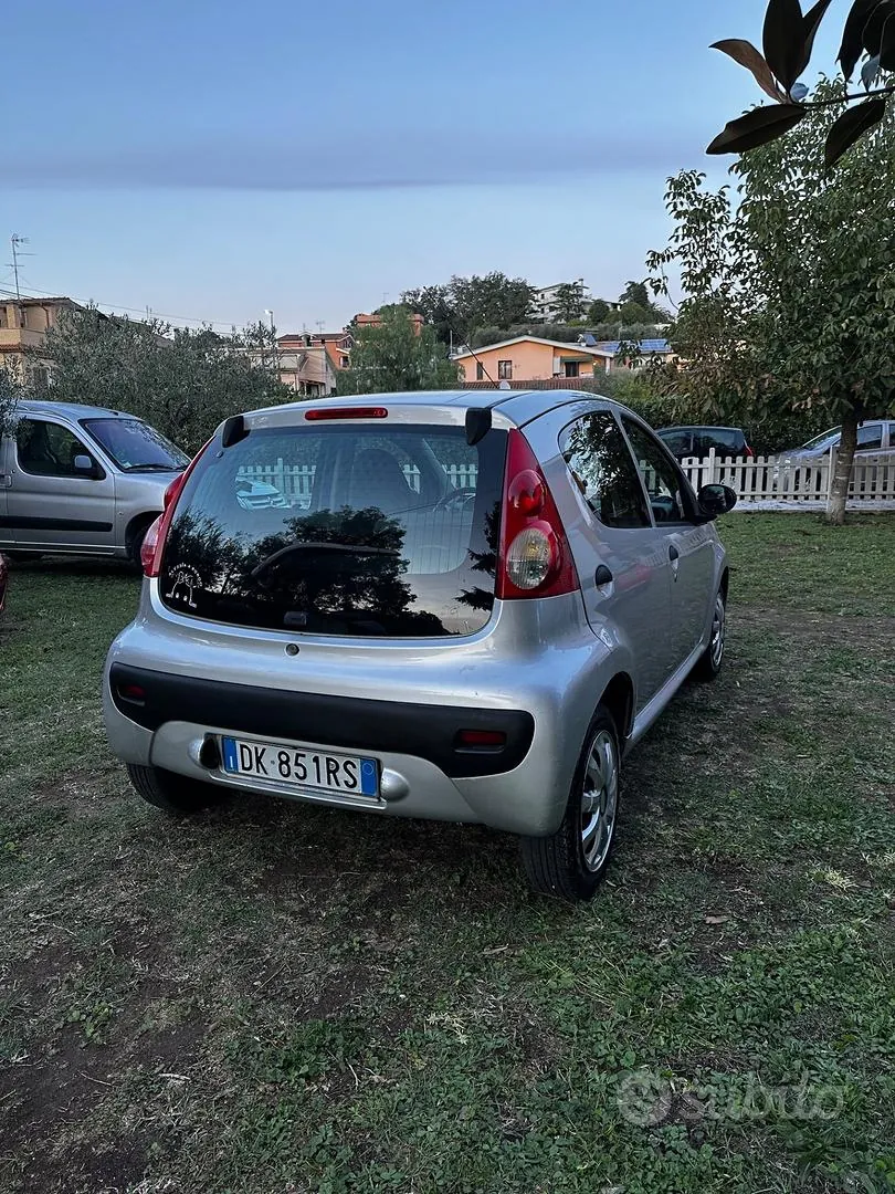 Peugeot 107 2007 photo 4