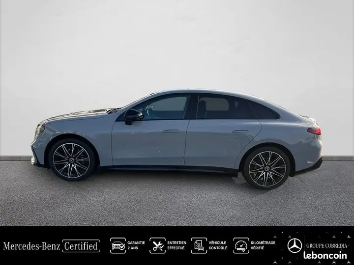 Mercedes-Benz C-Class 2026 photo 2