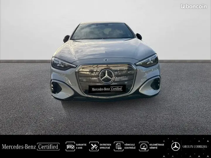 Mercedes-Benz C-Class 2026 photo 5