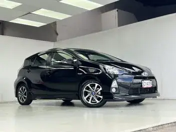 Toyota Aqua 2014 photo 5