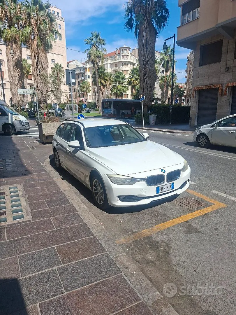 BMW 318 2014 photo 3