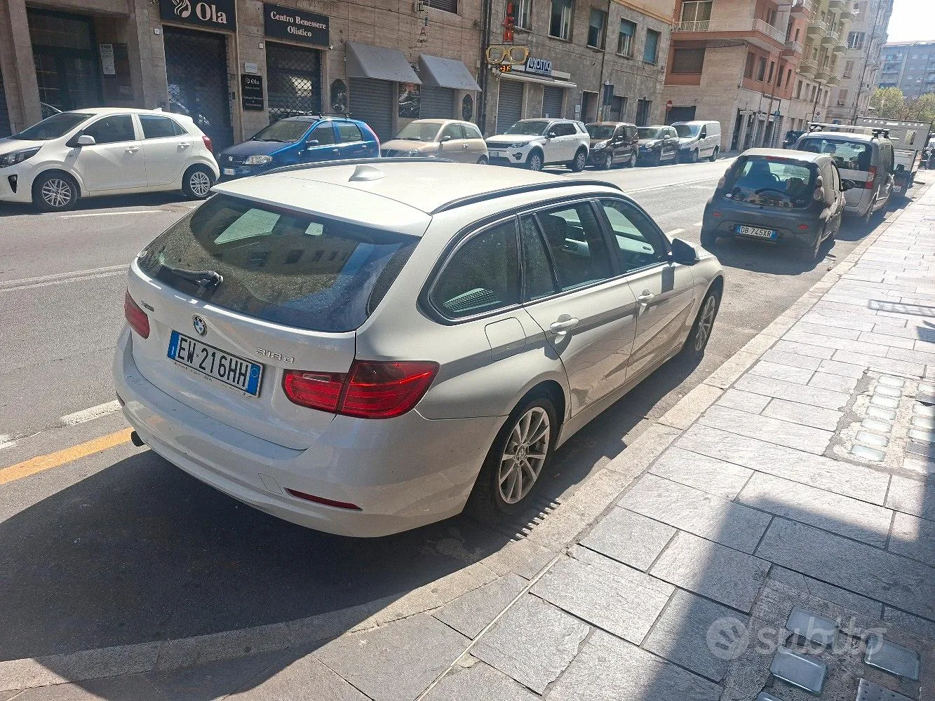 BMW 318 2014 photo 2