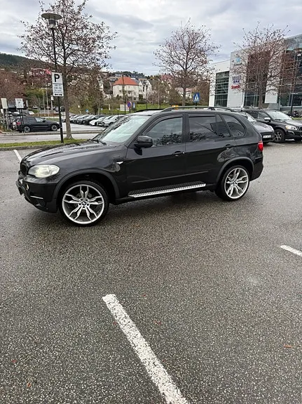 BMW X5 2011 photo 2