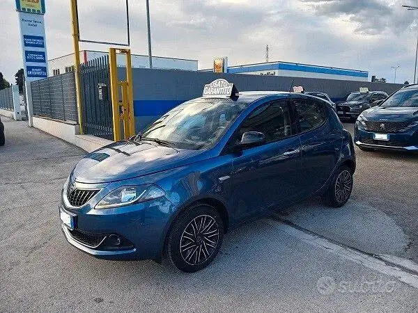 Lancia Ypsilon 2023 photo 2