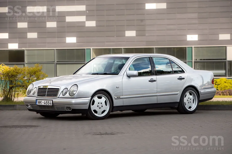 Mercedes-Benz E 300 1997 photo 5