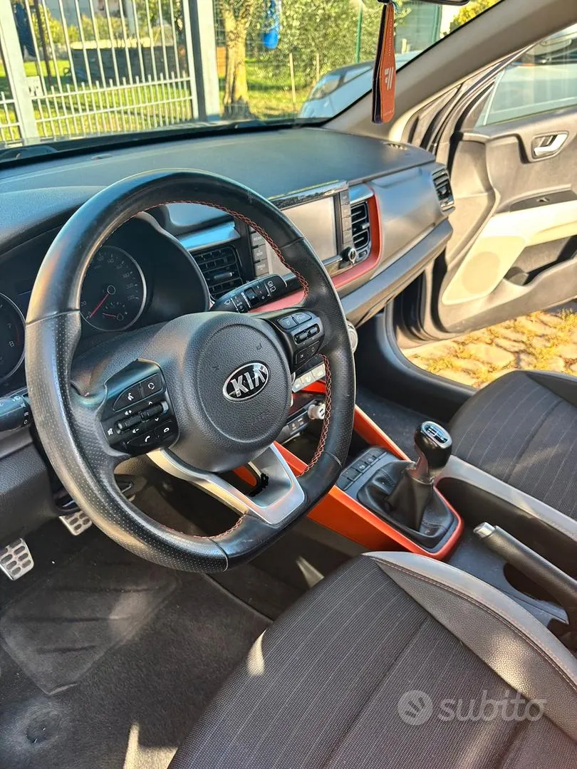 Kia Stonic 2019 photo 4