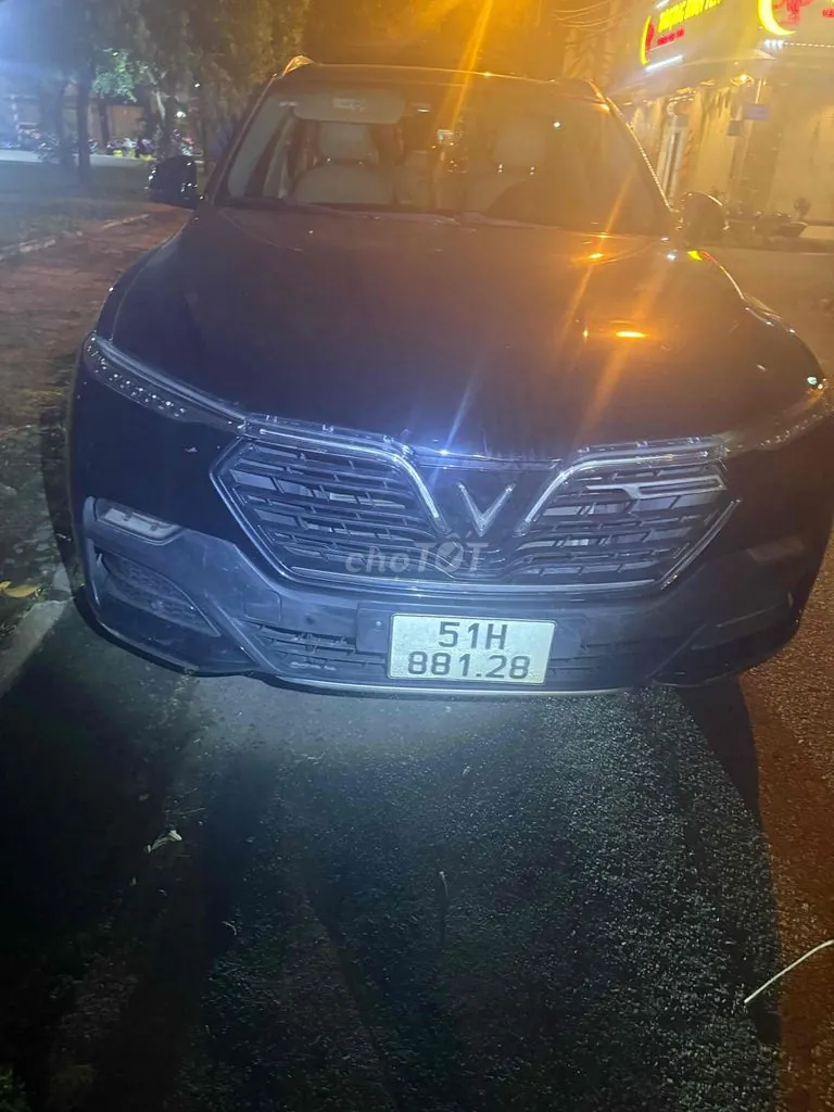 Vinfast Lux Sa2.0 2021 photo 2