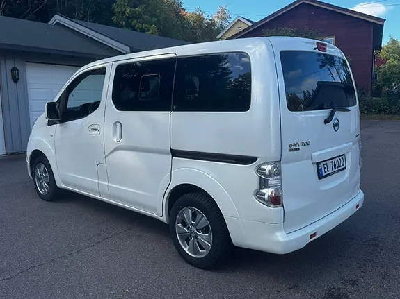 Nissan E-Nv200 2015 photo 4