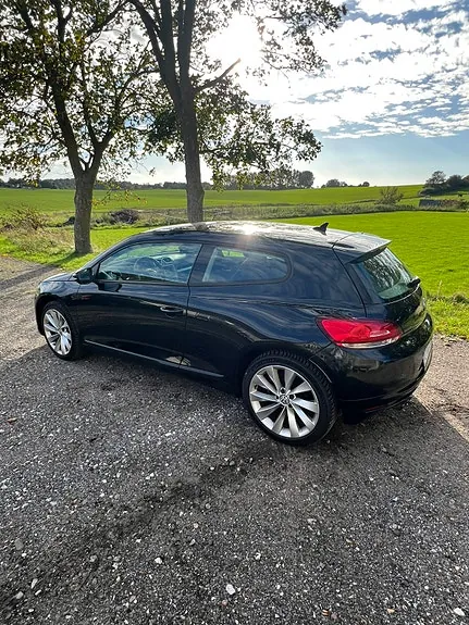 Volkswagen Scirocco 2009 photo 3