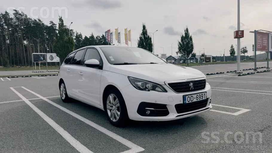 Peugeot 308 2019 photo 3
