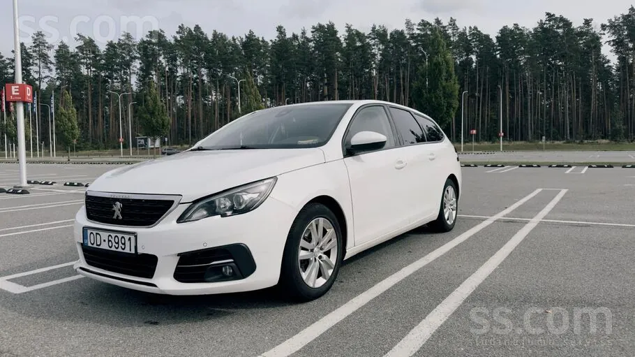 Peugeot 308 2019 photo 2