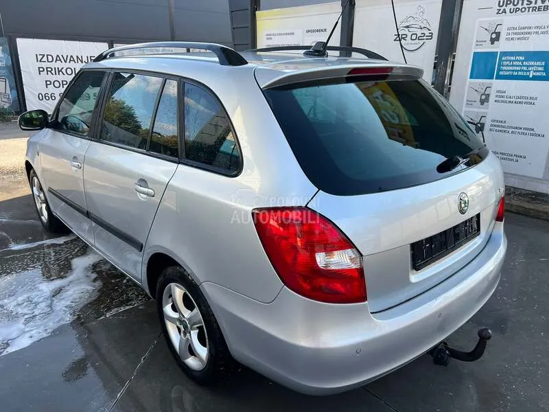 Skoda Fabia 2011 photo 5