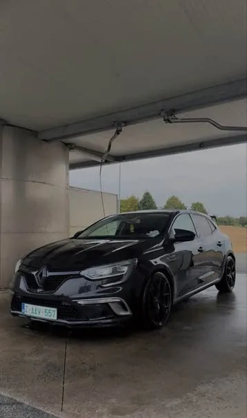 Renault Megane 2016 photo 2