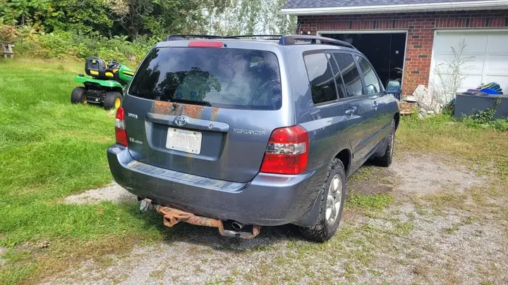 Toyota Highlander 2005 photo 2