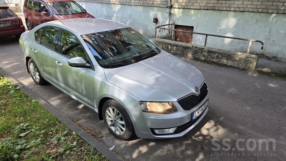 Skoda Octavia 2014 photo 2