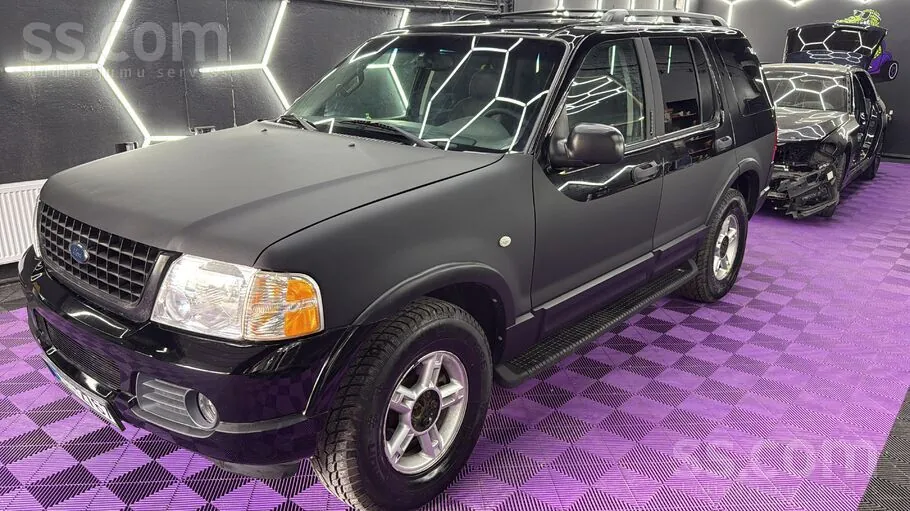 Ford Explorer