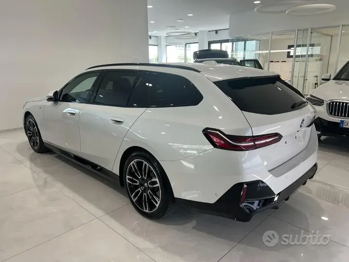BMW 520D 2024 photo 5