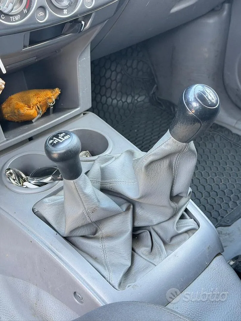 Mazda Bt-50 2009 photo 5