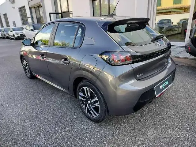 Peugeot 208 2023 photo 4