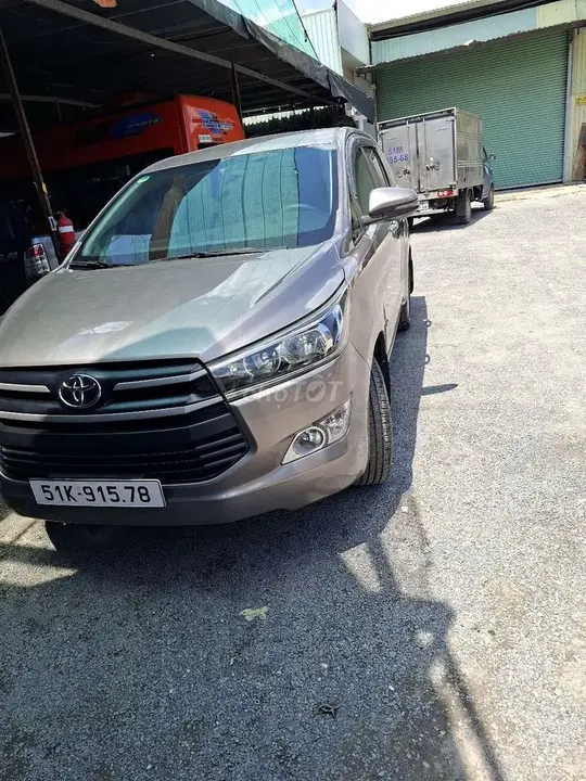 Toyota Innova 2018 photo 2
