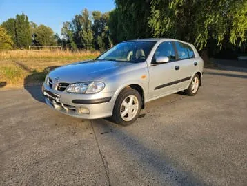 Nissan Almera