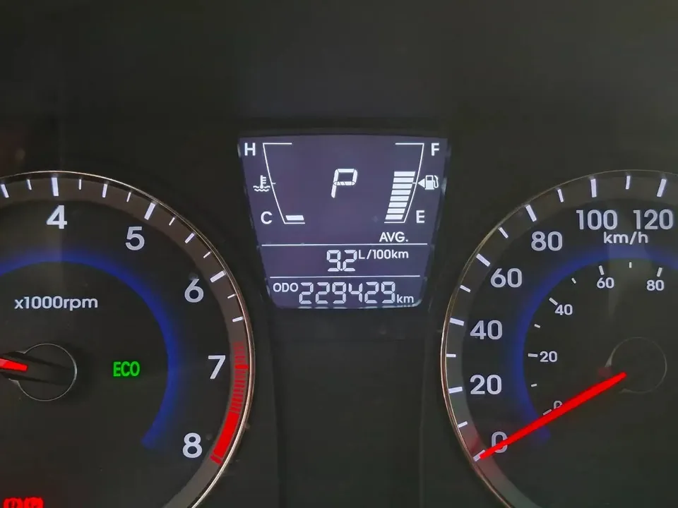 Hyundai Accent 2014 photo 3