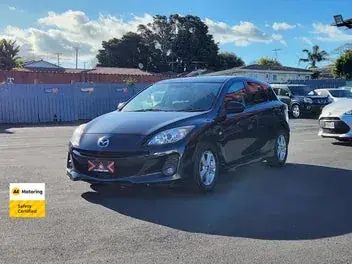 Mazda Axela 2012 photo 4