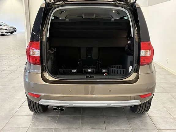 Skoda Yeti 2015 photo 5