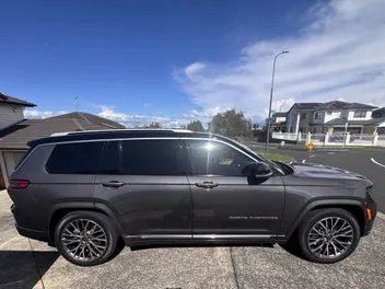 Jeep Grand Cherokee 2022 photo 3