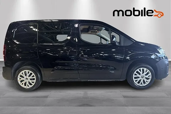 Citroen Berlingo 2023 photo 2