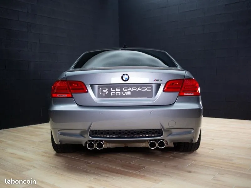 BMW M3 2011 photo 4