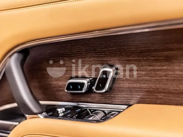 Land Rover Range Rover 2025 photo 3