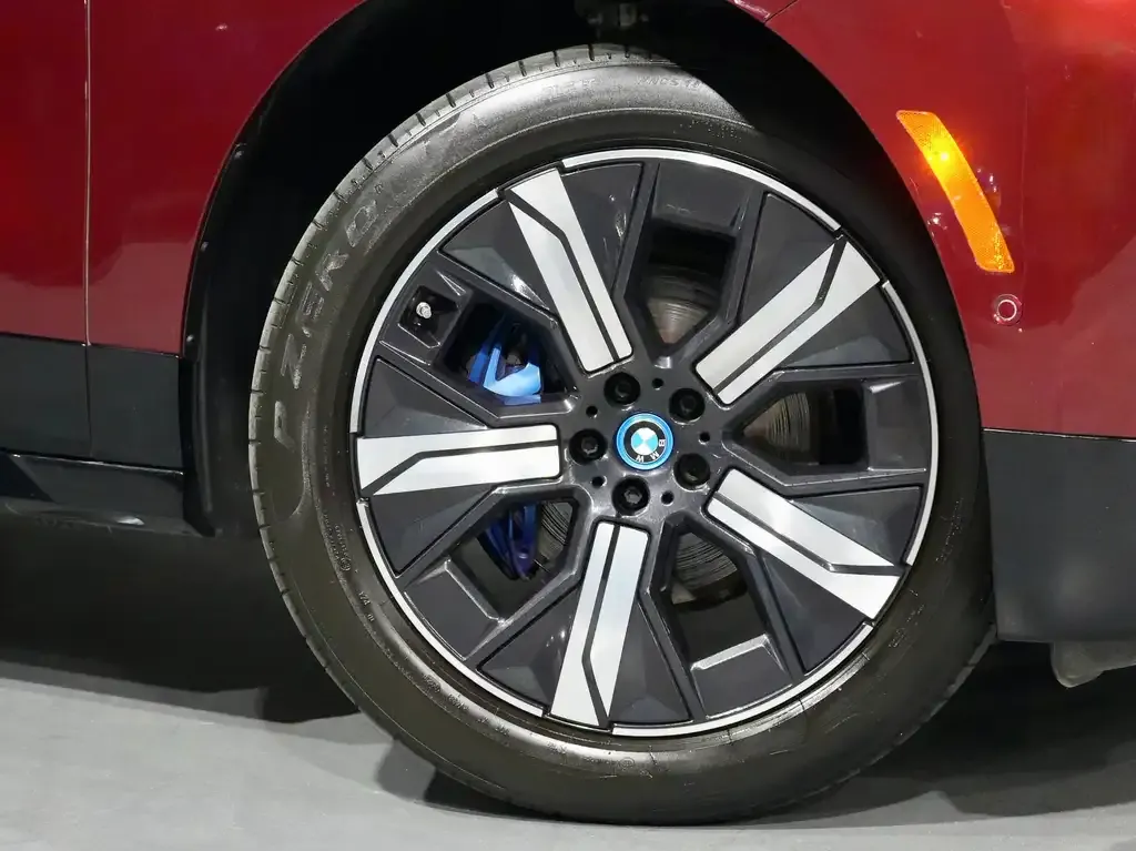 BMW Ix 2023 photo 4
