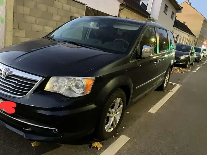 Lancia Voyager