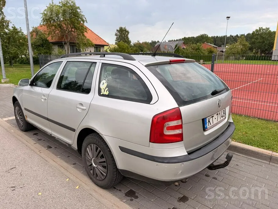 Skoda Octavia 2007 photo 4