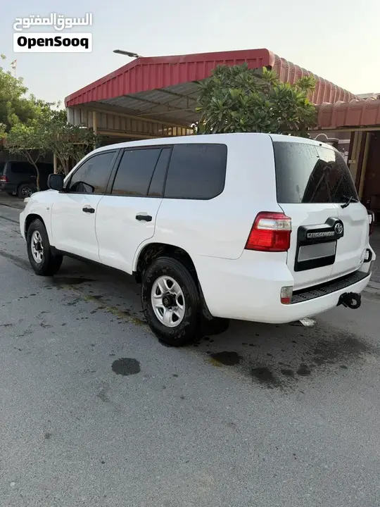 Toyota Land Cruiser 2014 photo 2