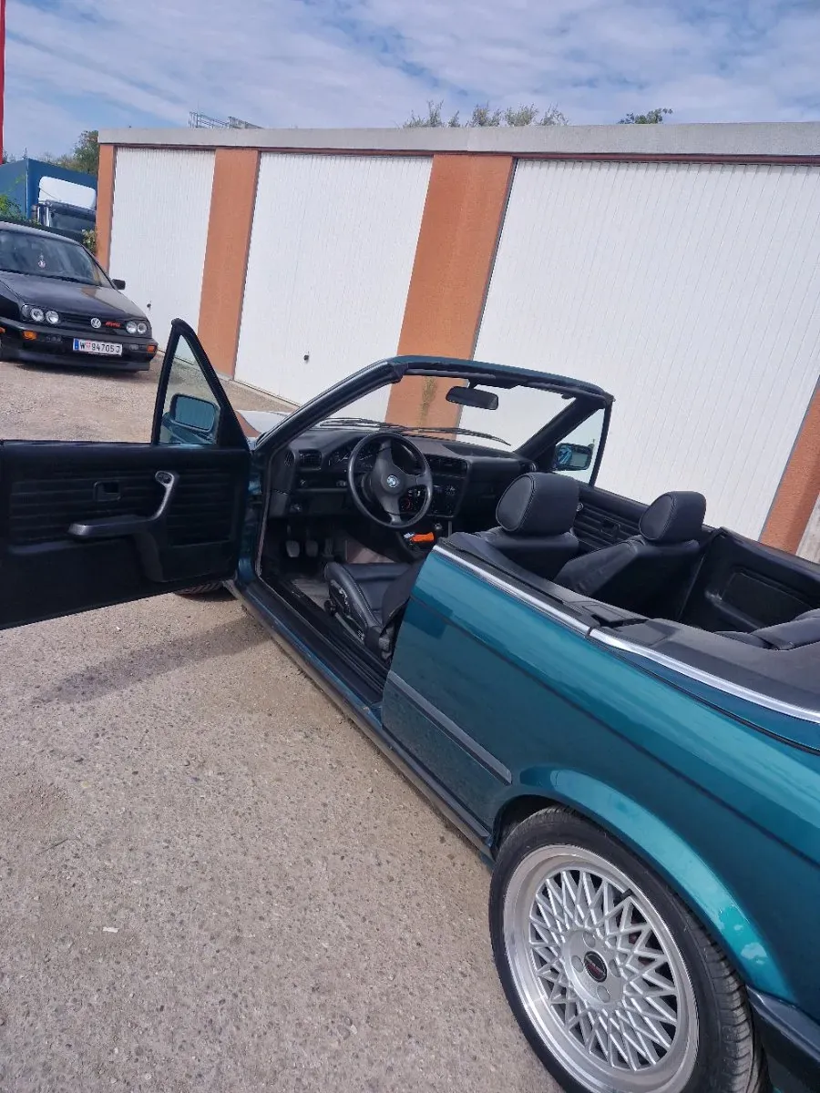 BMW 3 Series 1990 photo 3