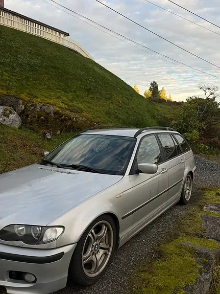 BMW 320D 2002 photo 2