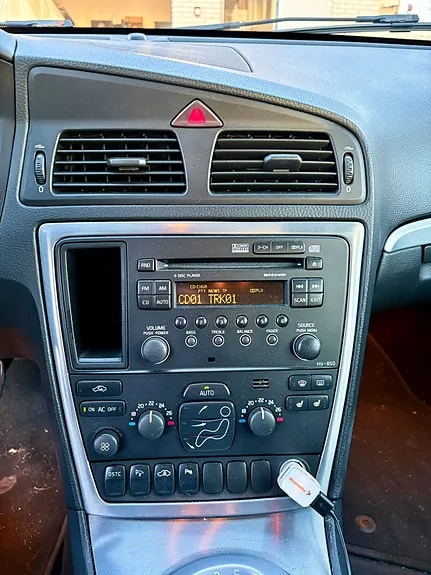 Volvo V70 2004 photo 4